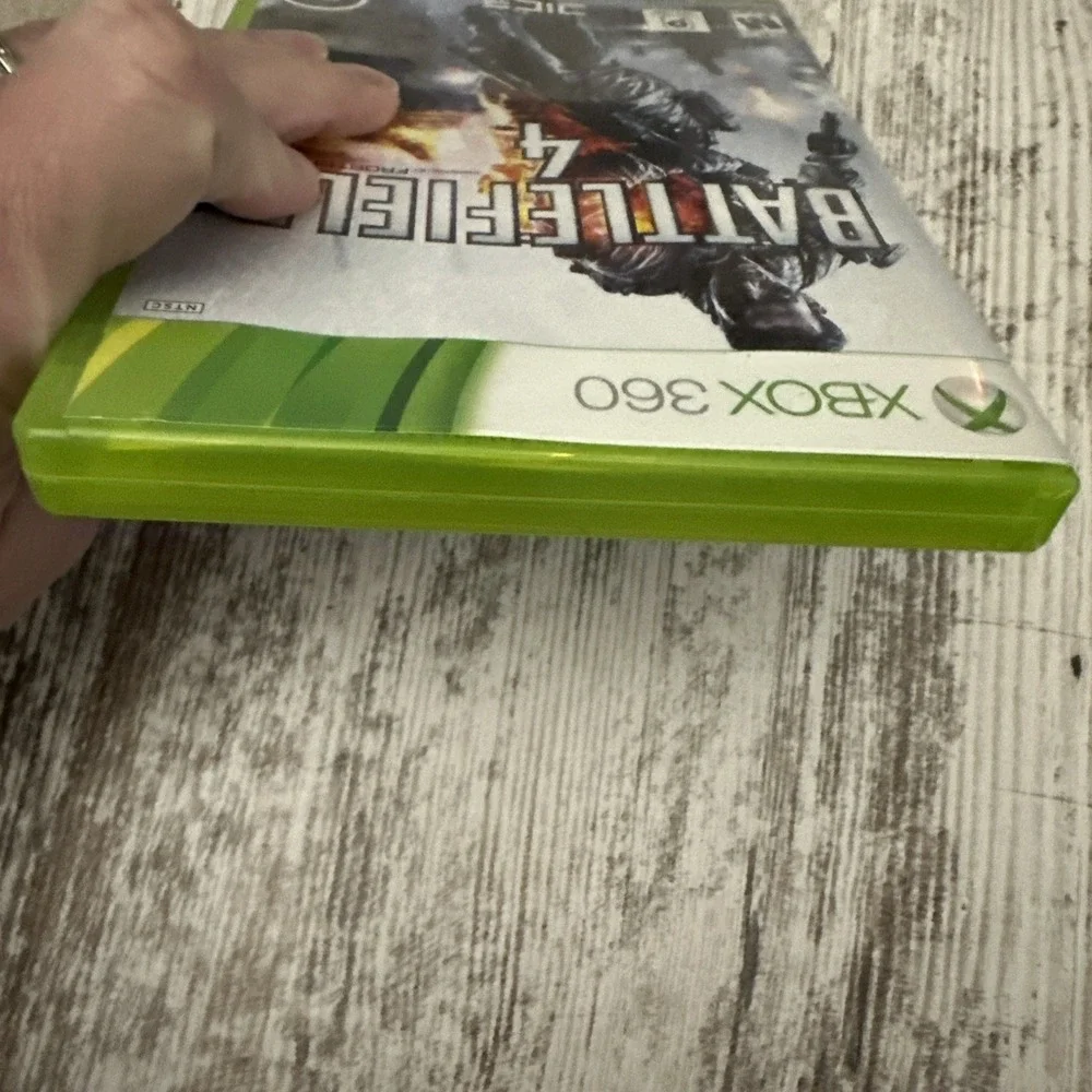 Battlefield 4 (Microsoft Xbox 360) Double Disc No Manual